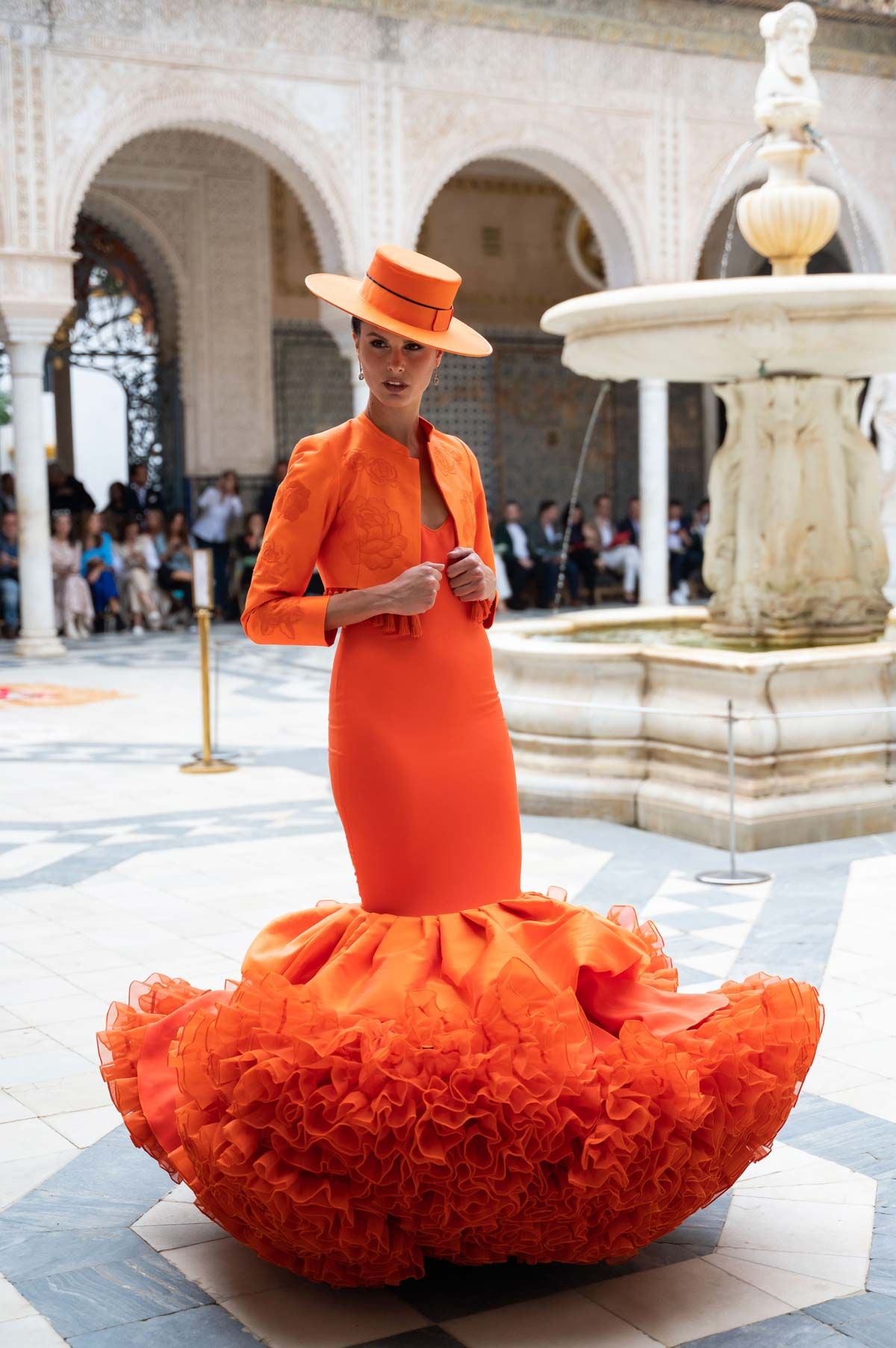 Las tendencias y los diseñadores de la moda flamenca que fichar para el  2023 - Woman