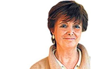 Esther Mitjans