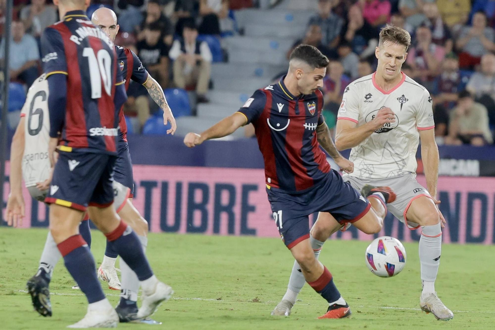 El Levante - Racing de Ferrol (1-0), en imágenes