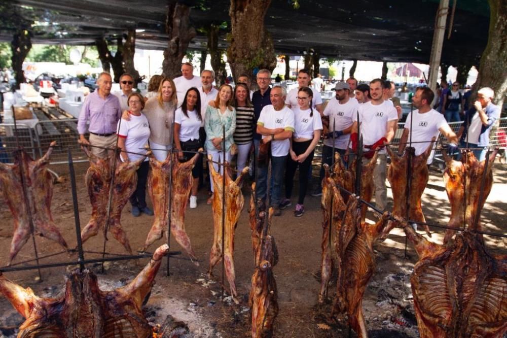 Más de 3.000 comensales disfrutan en Moraña del Carneiro ao Espeto