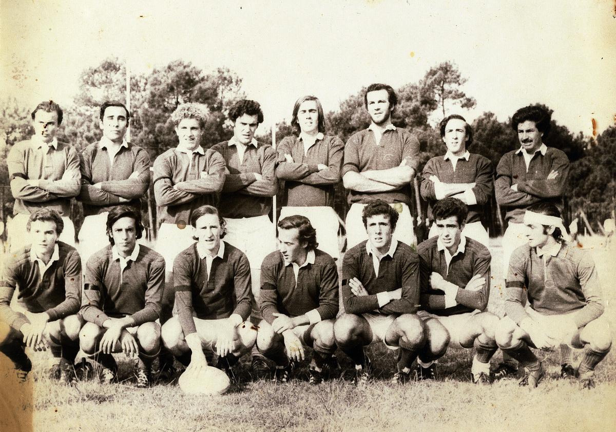 Foto histórica del equipo de rugby de Uruguay antes del accidente