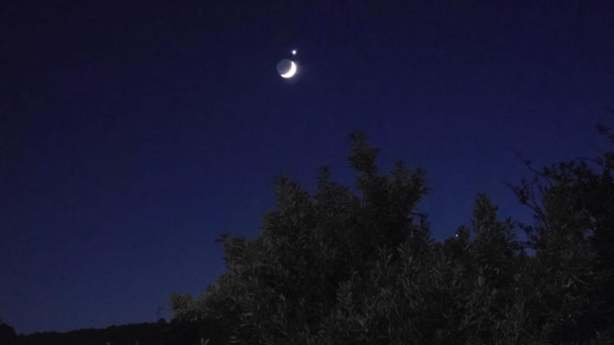 La conjunción de la Luna con Venus, Júpiter y Mercurio