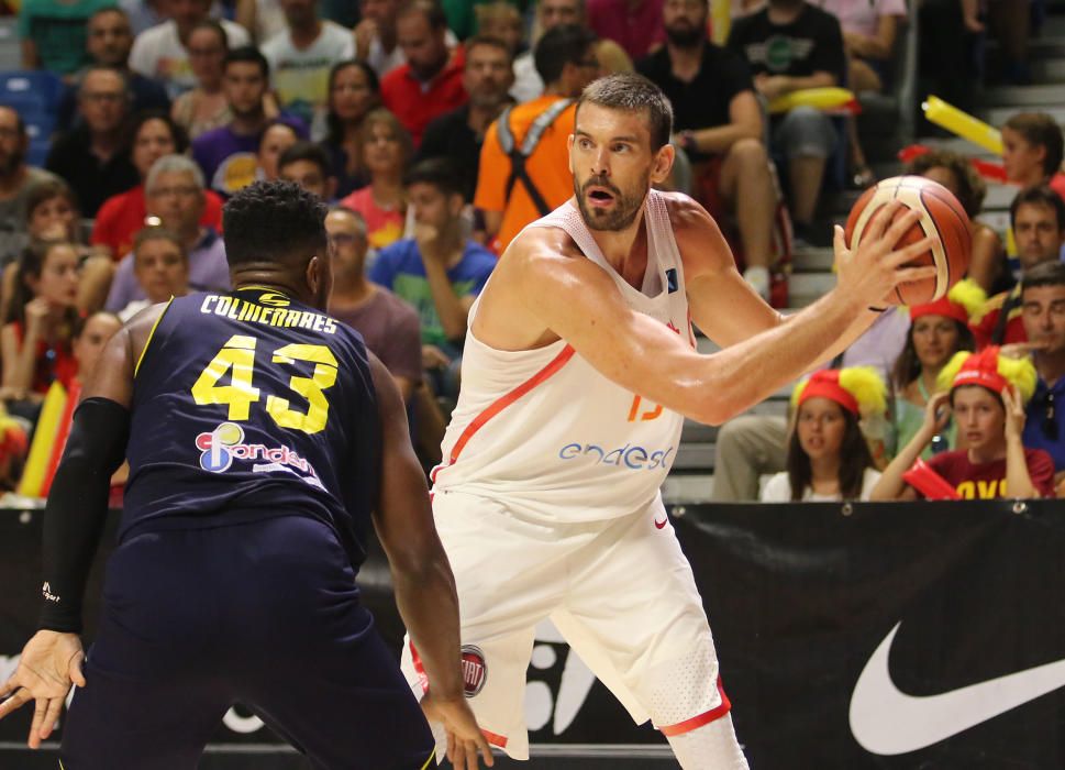 La selección vence a Venezuela en su último amistoso en España a nueve días del Eurobásket, con Pau y Marc campando a sus anchas y liderando al equipo de Scariolo en Málaga: 90-62