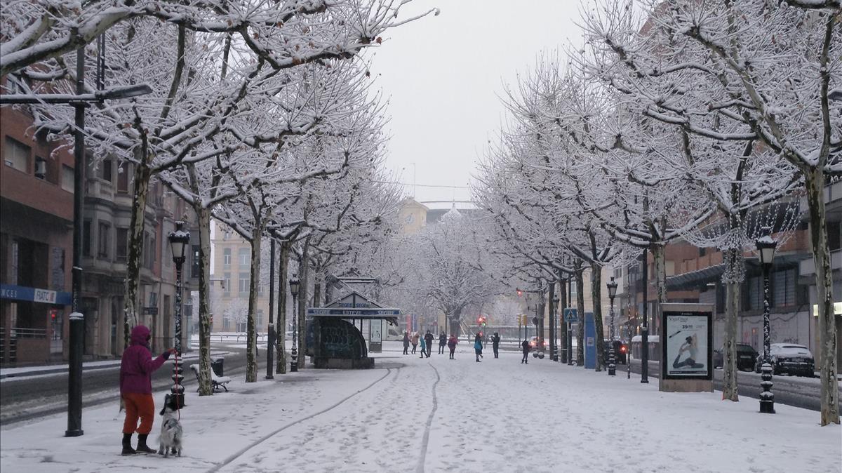 La ciudad de Lleida nevada esta mañana 