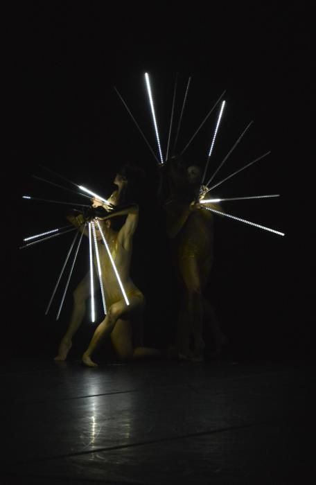 Momix en el Jovellanos