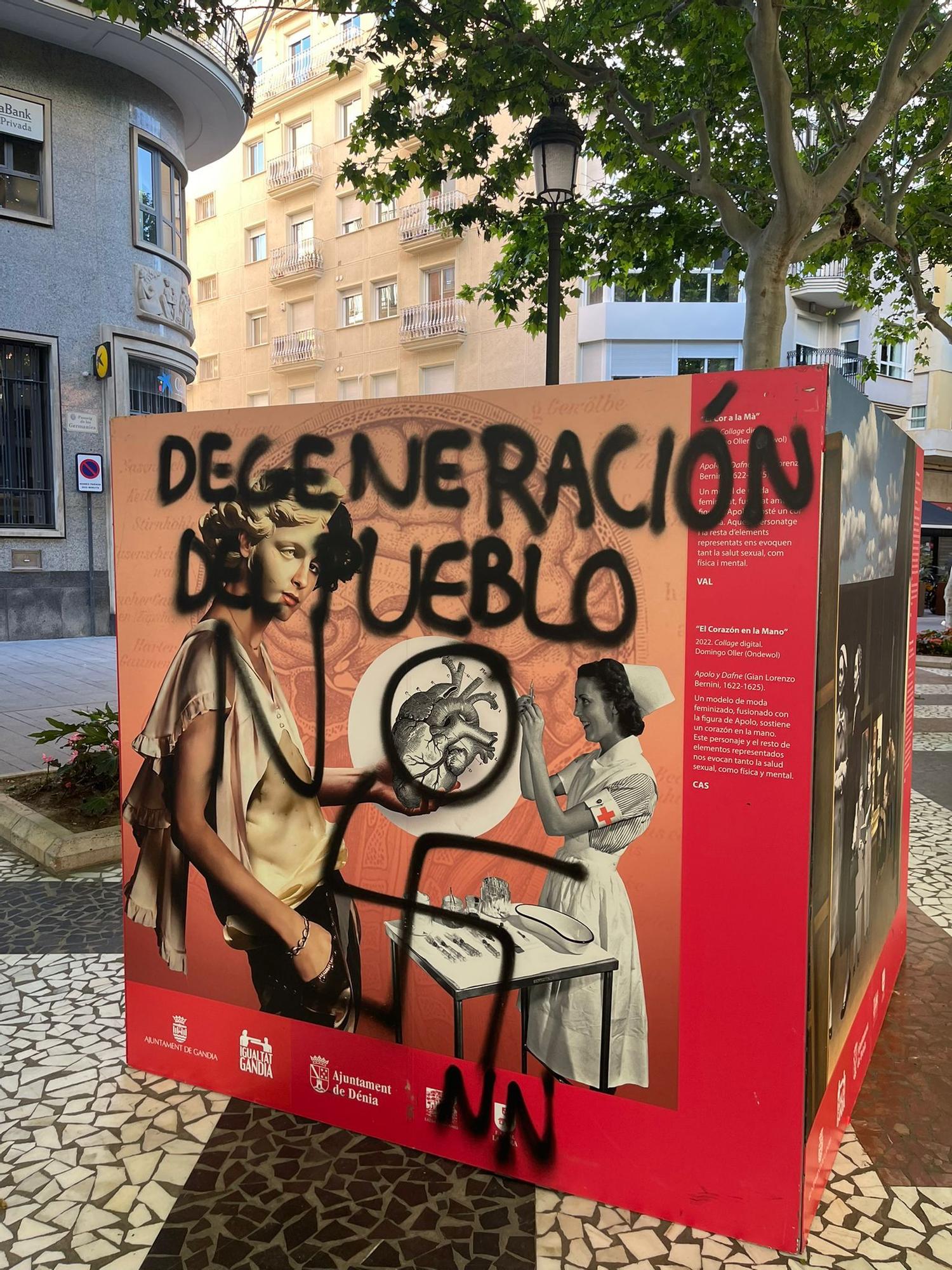 Ataque vandálico a la muestra LGTBI de Gandia