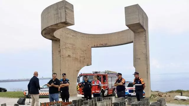 VÍDEO: Preparativos de la Noche de los Fuegos en Gijón