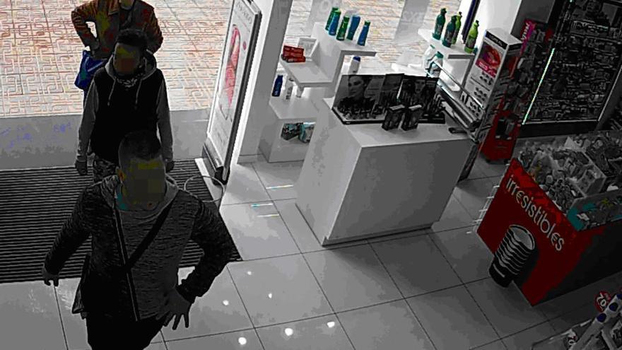 Cae un clan familiar con cuatro arrestados por una veintena de robos en comercios