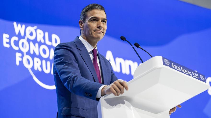 Sánchez llama a las empresas a evitar la rivalidad con el Gobierno y ofrece colaborar