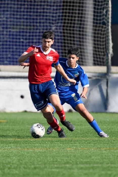 25-01-20  DEPORTES. CAMPOS DE FUTBOL DE LA ZONA DEPORTIVA DEL PARQUE SUR EN  MASPALOMAS. MASPALOMAS. SAN BARTOLOME DE TIRAJANA.  San Fernando de Maspalomas Santos- Veteranos del Pilar (Cadetes).  Fotos: Juan Castro.  | 25/01/2020 | Fotógrafo: Juan Carlos Castro