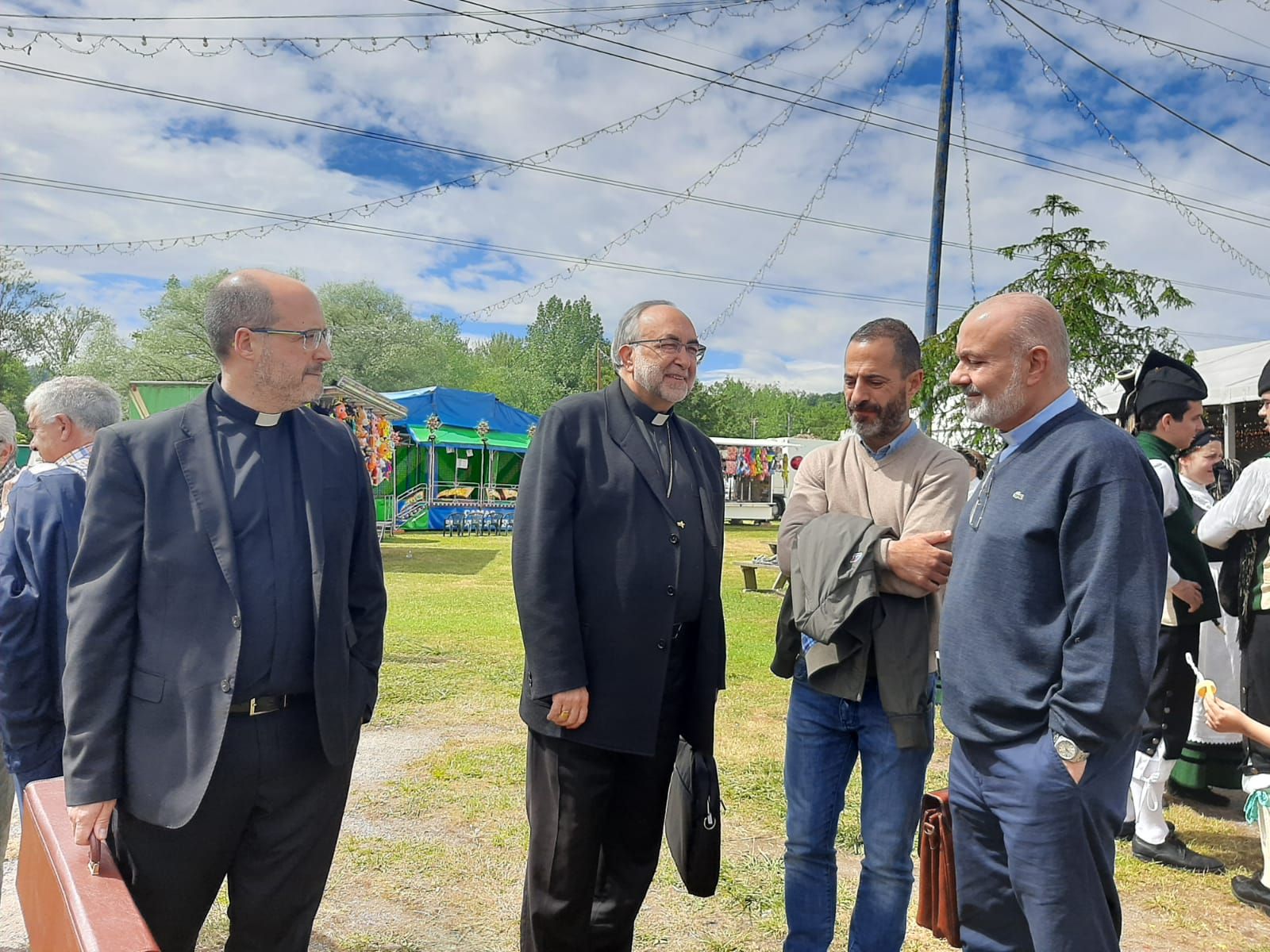 Meres (Siero) celebra a la Virgen de la Cabeza