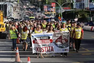 Los afectados por el Ofimático de Vigo salen en «andaina protesta» en defensa de sus viviendas y terrenos