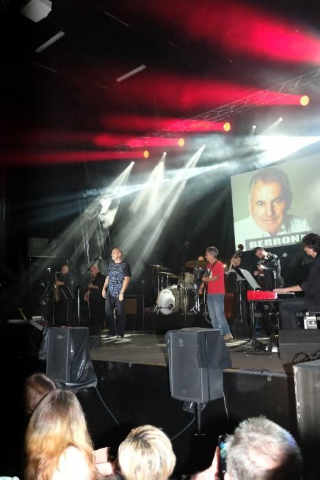 Concierto de homenaje a Víctor Manuel en la fiestas de San Xuan de Mieres