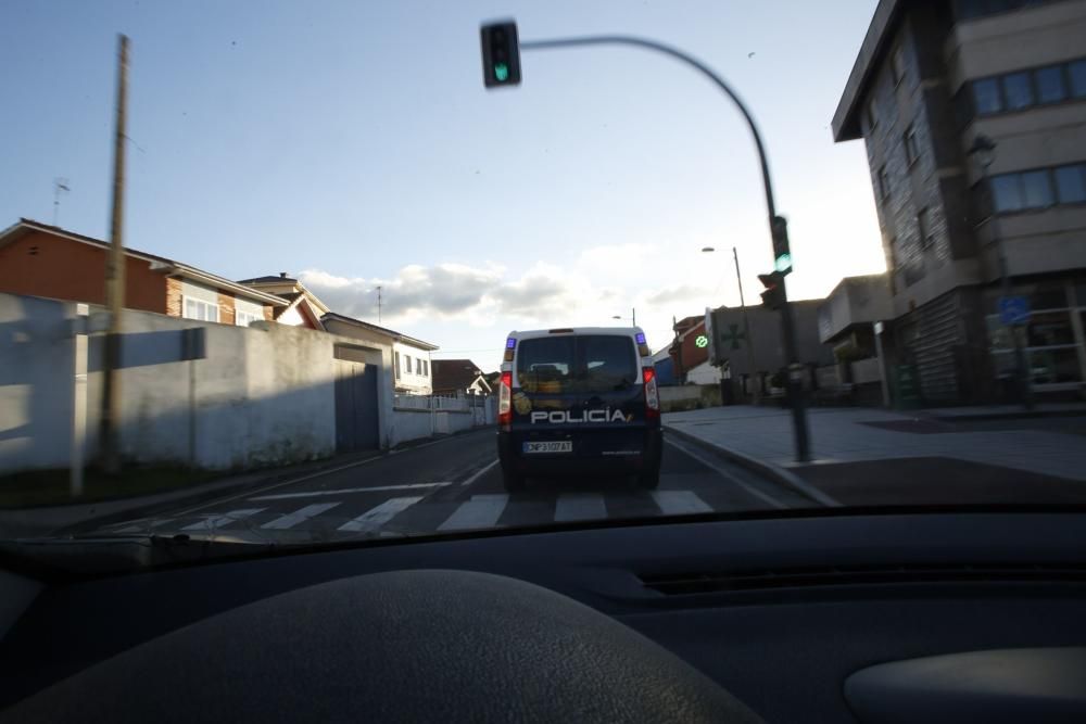 Control de la Policía Nacional en Avilés