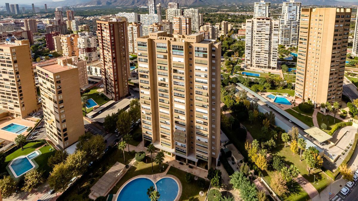 Una vista de los edificios de apartamentos en Benidorm.