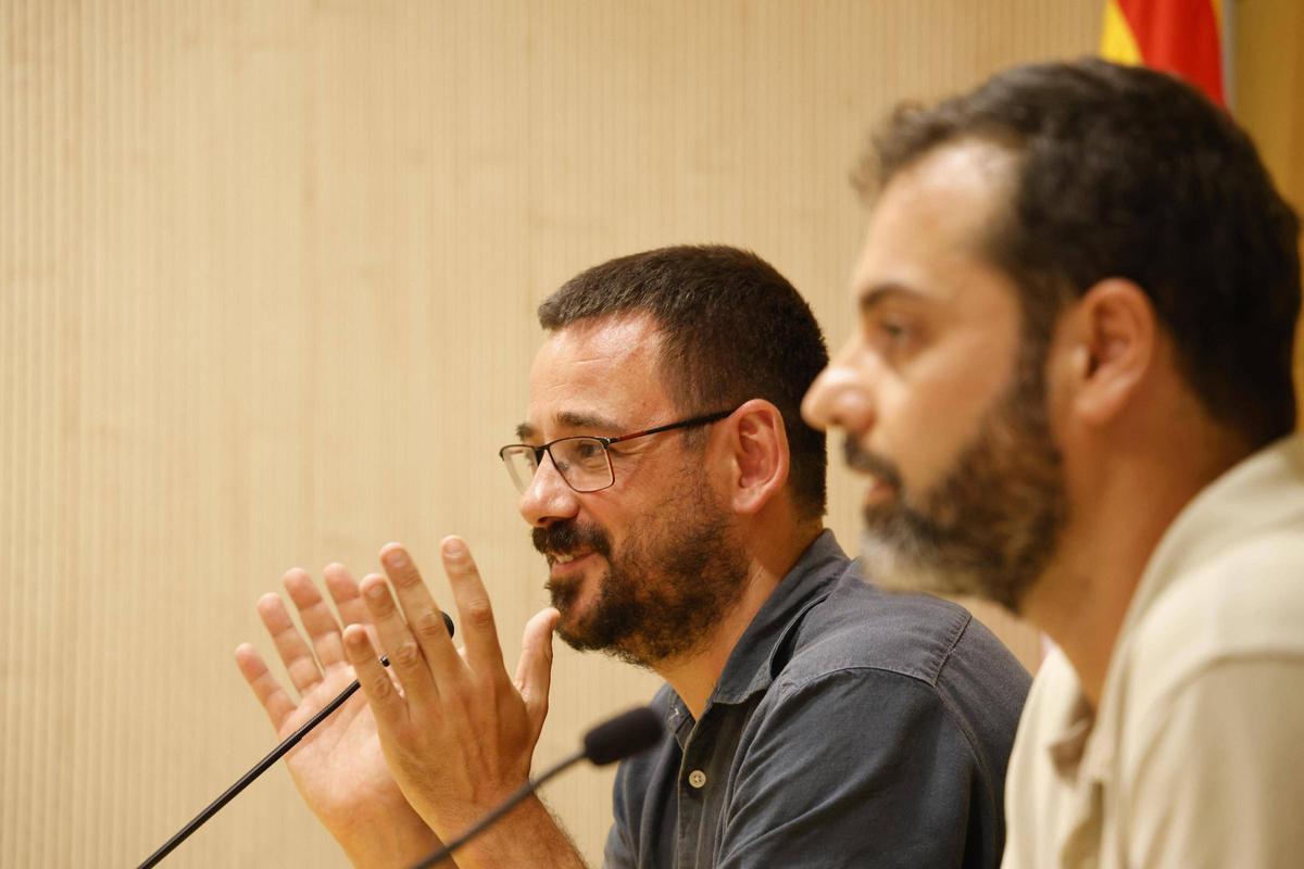 L'alcalde, Lluc Salellas, i el tinent d'alcaldia, Quim Ayats, en la roda de premsa d'aquest dimecres.