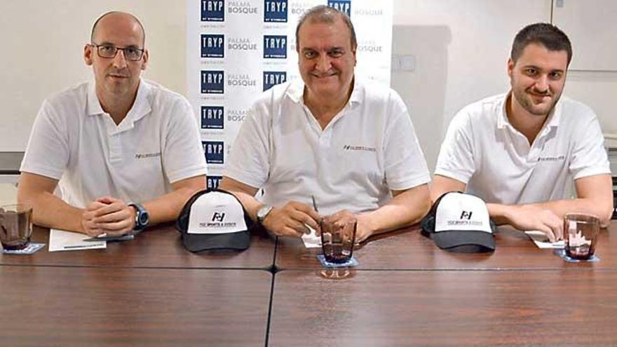 Cepeda y Carles Foz, padre e hijo, en la presentación del Campus Elite.