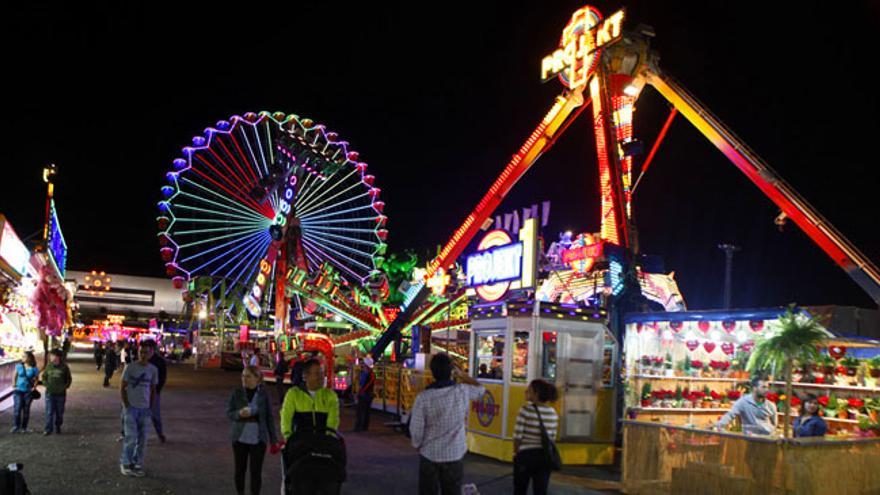 Inauguración de la Feria de Navidad de 7 Palmas