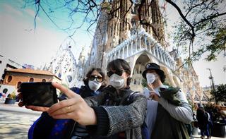 La pandemia del coronavirus condena al turismo en España