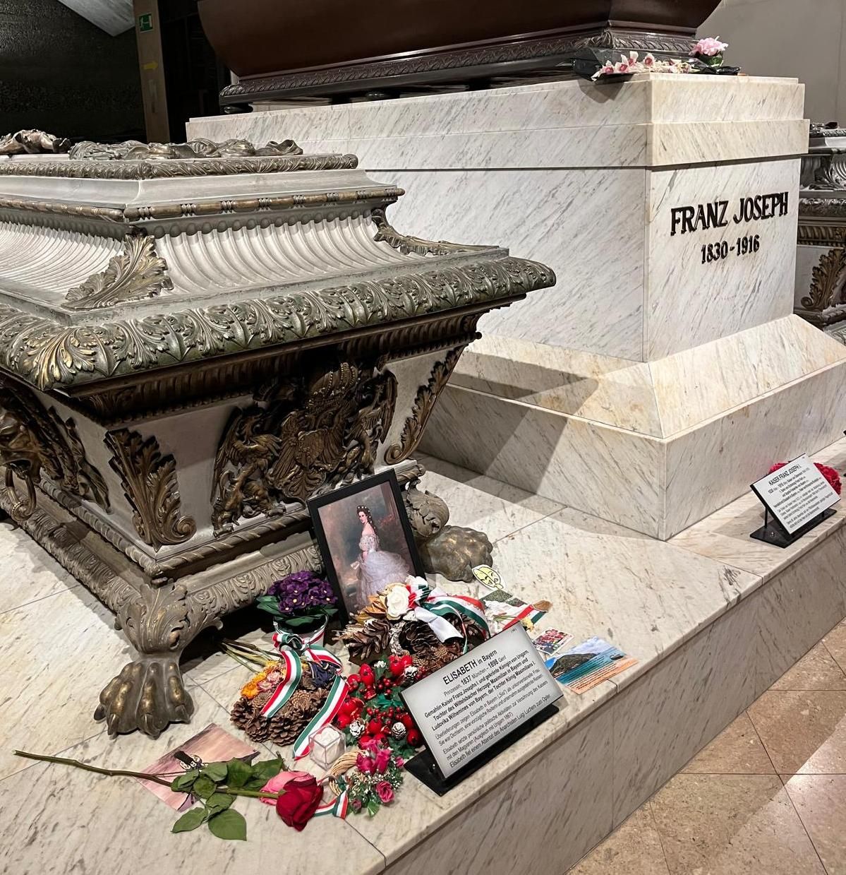 La tumba de la Emperatriz "Sissí" en Viena, Austria