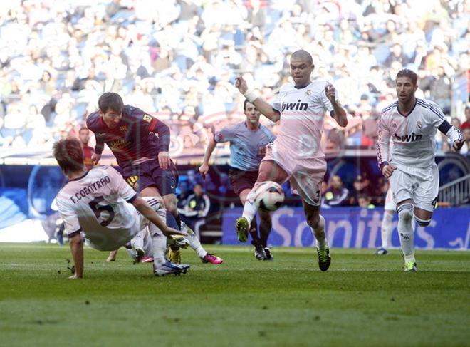 Real Madrid, 2 - Barcelona, 1