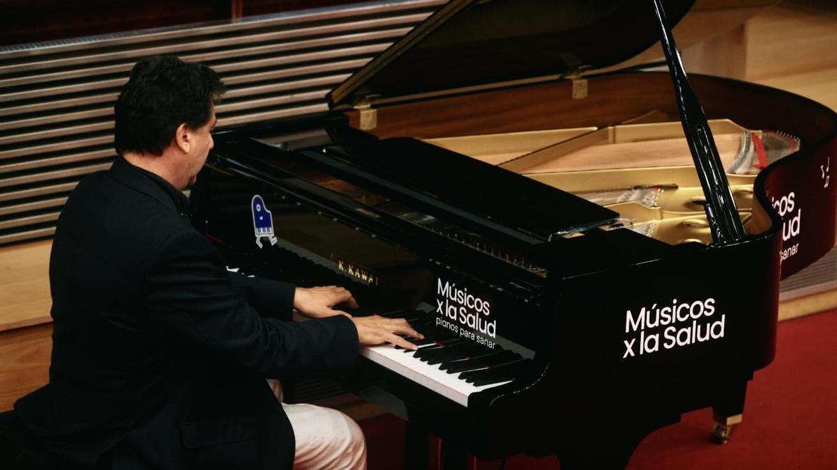 El piano estará en el vestíbulo del Hospital de Alicante a disposición del público.