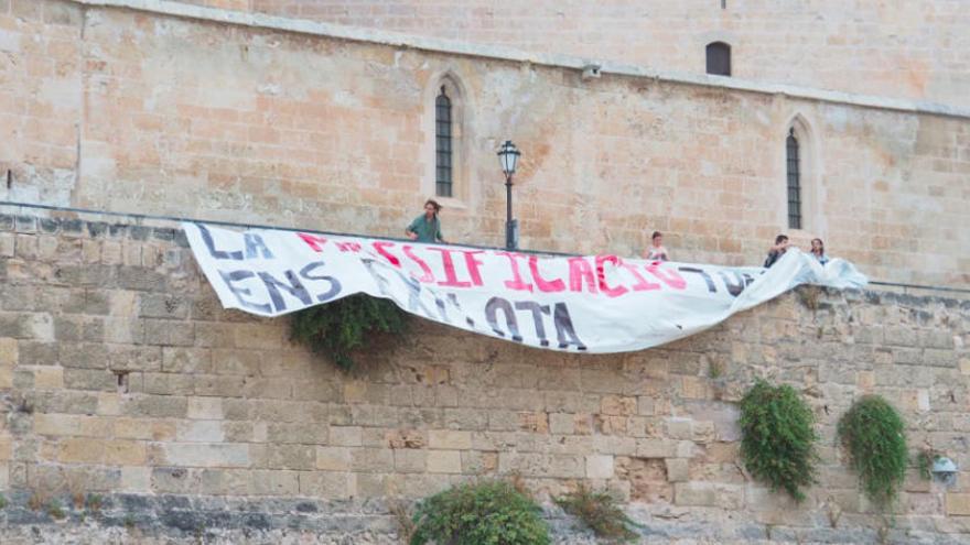 Protesta en Palma contra la masificación turística