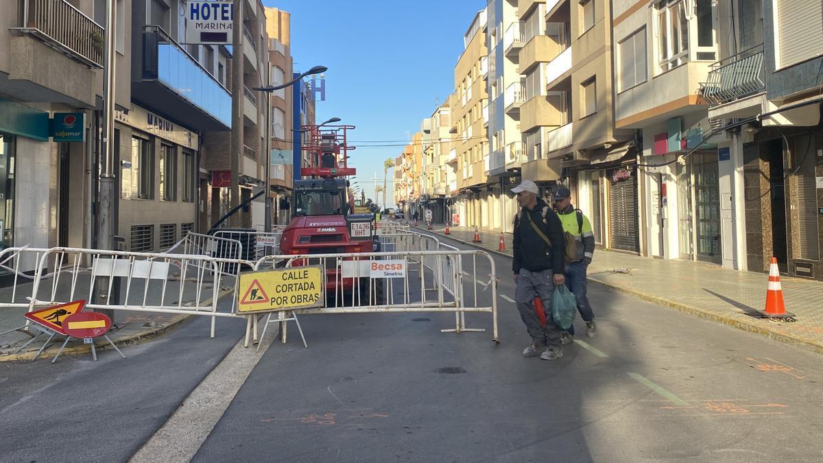 La avenida España es una de los viales que concentra mayor actividad, por lo que registra una gran afluencia de personas.