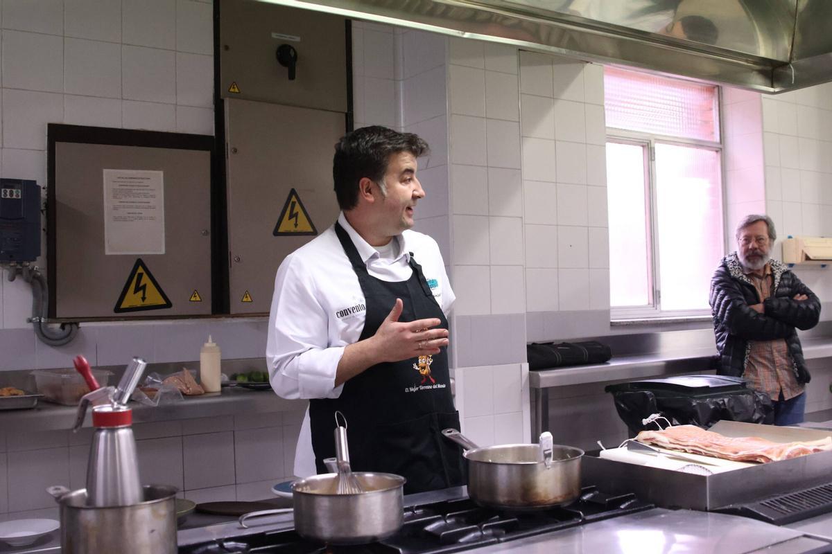 GALERÍA | Los secretos del torrezno de Soria, en la Escuela de Hostelería de Zamora