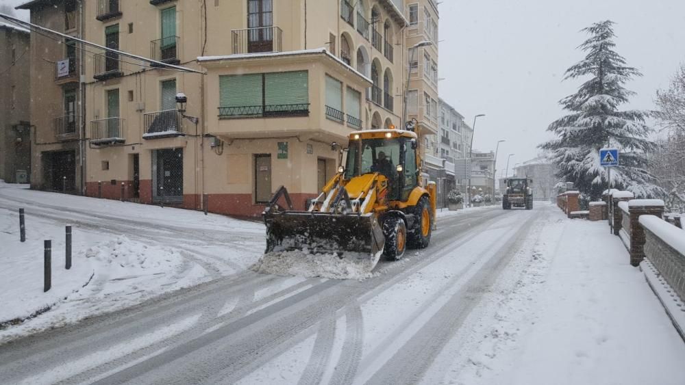 Els efectes de la nevada a Berga