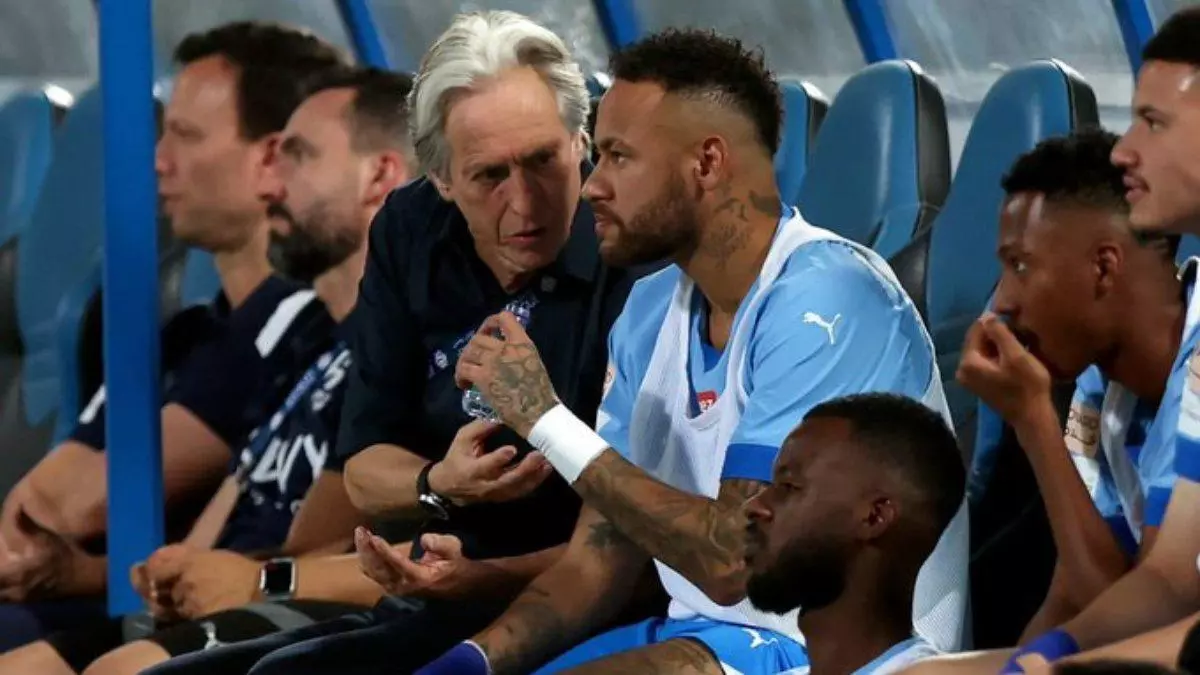 Neymar Jr. veta a uno de los candidatos a seleccionador brasileño