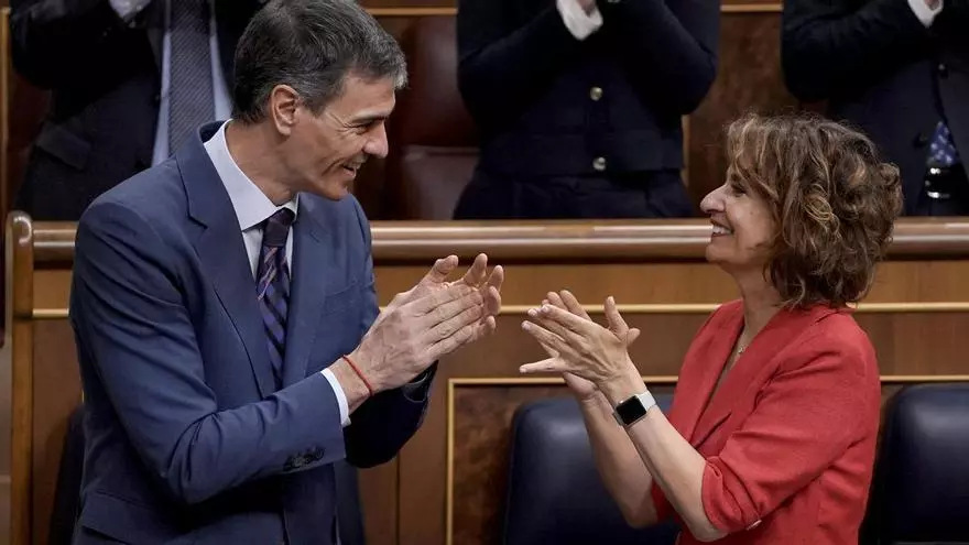 Montero se despide del Congreso con un mensaje al PP: "Ladran, pues cabalgamos"