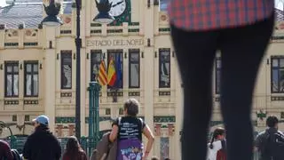 Catalá acerca posturas con el Gobierno y pide que la Policía Nacional avale los trenes de la mascletà a la Estación del Norte