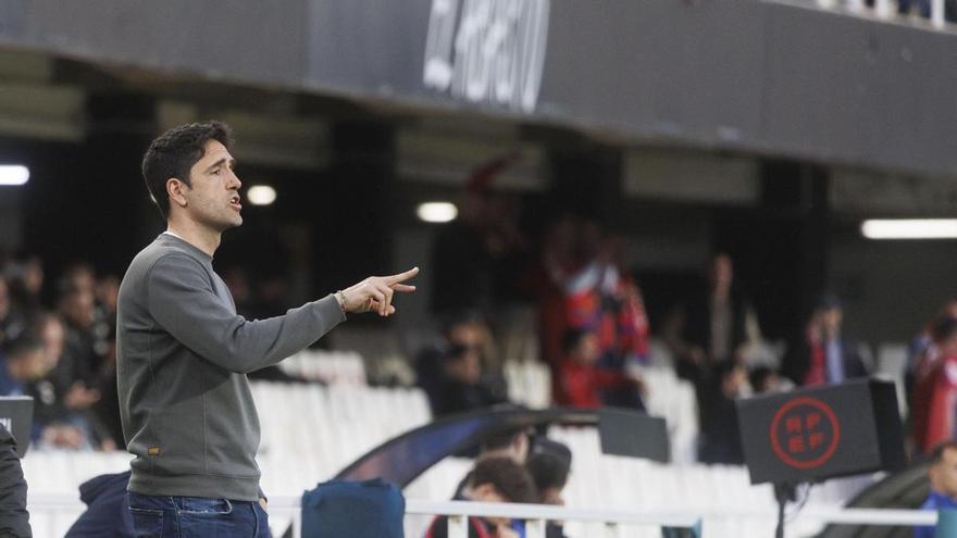 Cuatro finales y tres frentes abiertos en el FC Cartagena