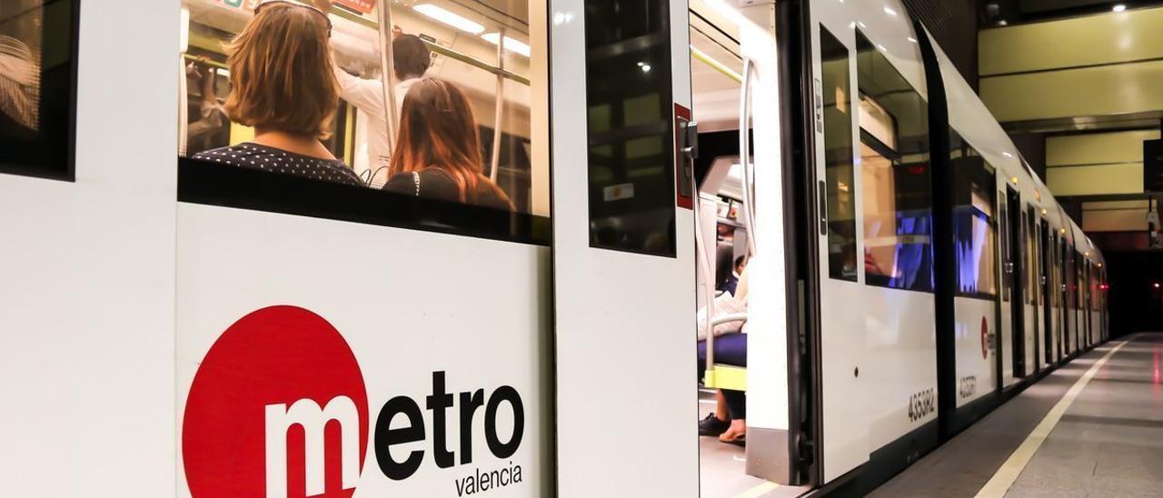 El metro continuarà sent gratis durant el mes d’agost