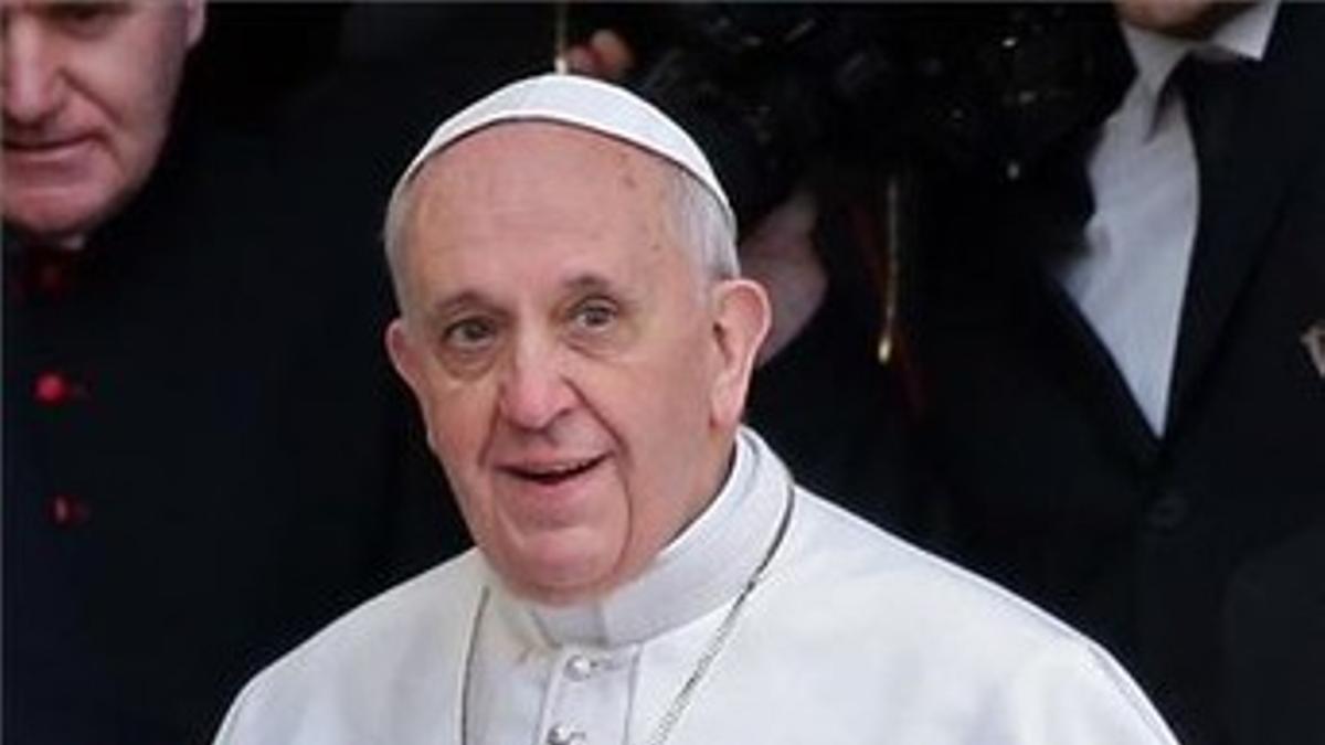 El papa Francisco, a su salida de la basília de Santa María la Mayor, de Roma, el jueves.