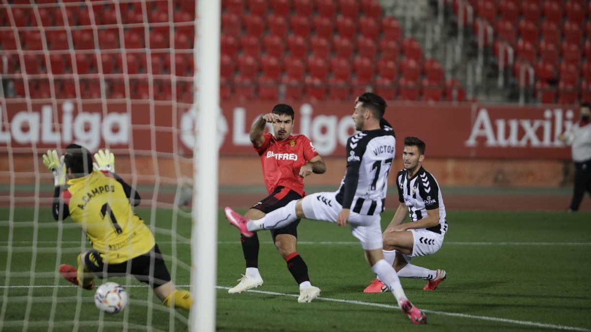 Abdón logra el primer tanto frente al Castellón