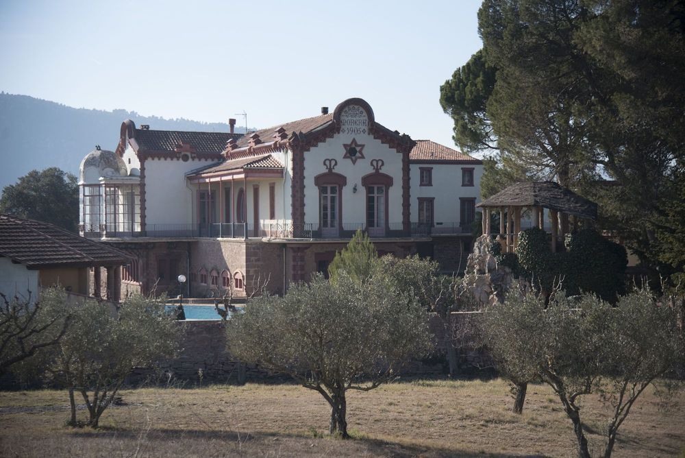 Així és la casa de La Morera de Manresa per fora