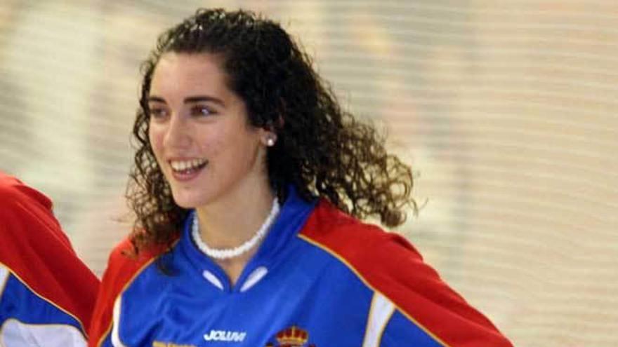 Anna Casarramona, con la camiseta de la selección nacional.