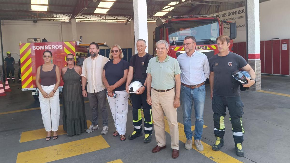 Por la izquierda, Araceli Armas, Esther Delgado, Eduardo Armas, Elena Álamo, Felipe Santana; Marco Aurelio Pérez, José Carlos Álamo y Julio Umpiérrez.