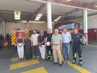 Los bomberos de San Bartolomé estrenan dos nuevos vehículos y un remolque con motobomba
