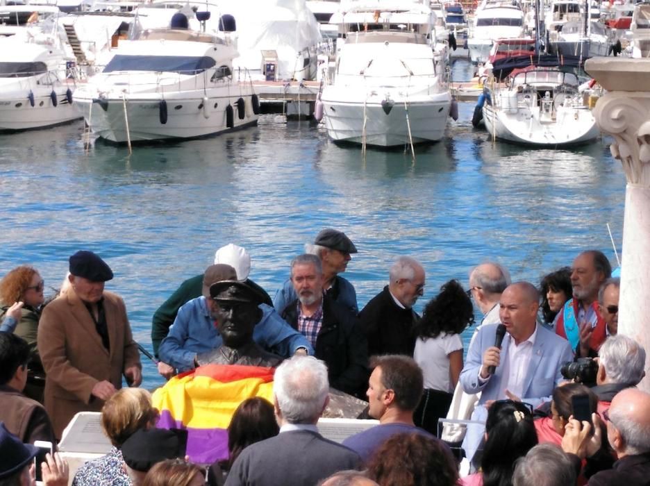 Homenaje al capitán del buque Stanbrook que permitió en 1939 salir de Alicante a miles de republicanos.