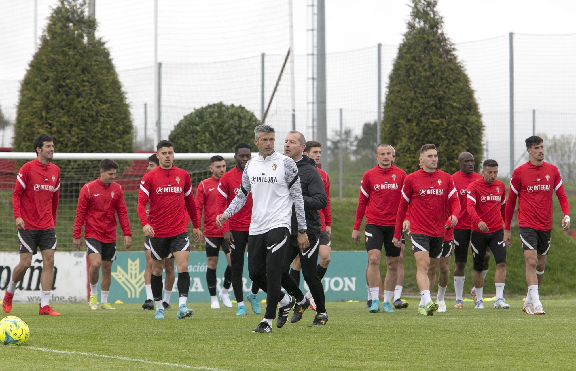 EN IMÁGENES: Último entrenamiento del Sporting en Mareo antes del derbi