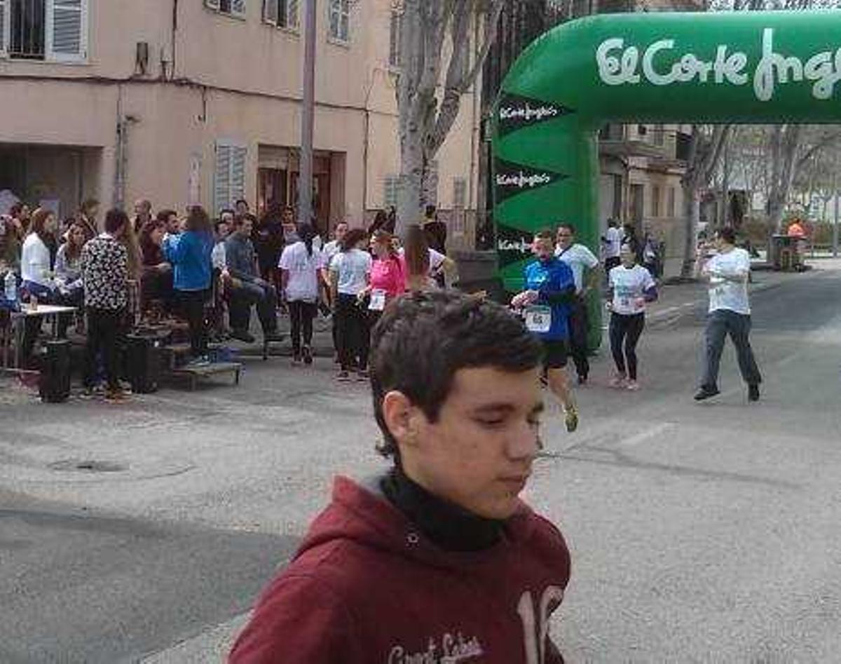 Carrera solidaria y puertas abiertas en el albergue de la Fundació Trobada