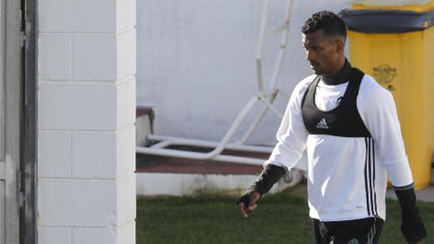 Se complica la presencia de Nani ante el Sporting.