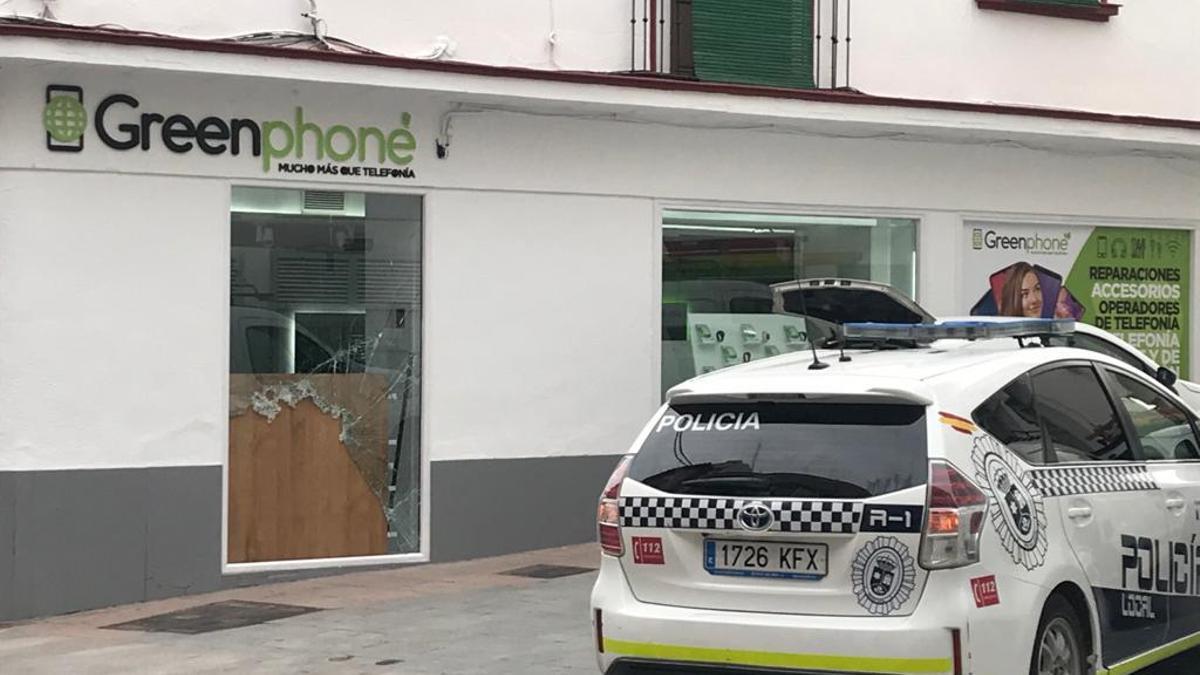 Fachada del establecimiento que ha sufrido el robo.