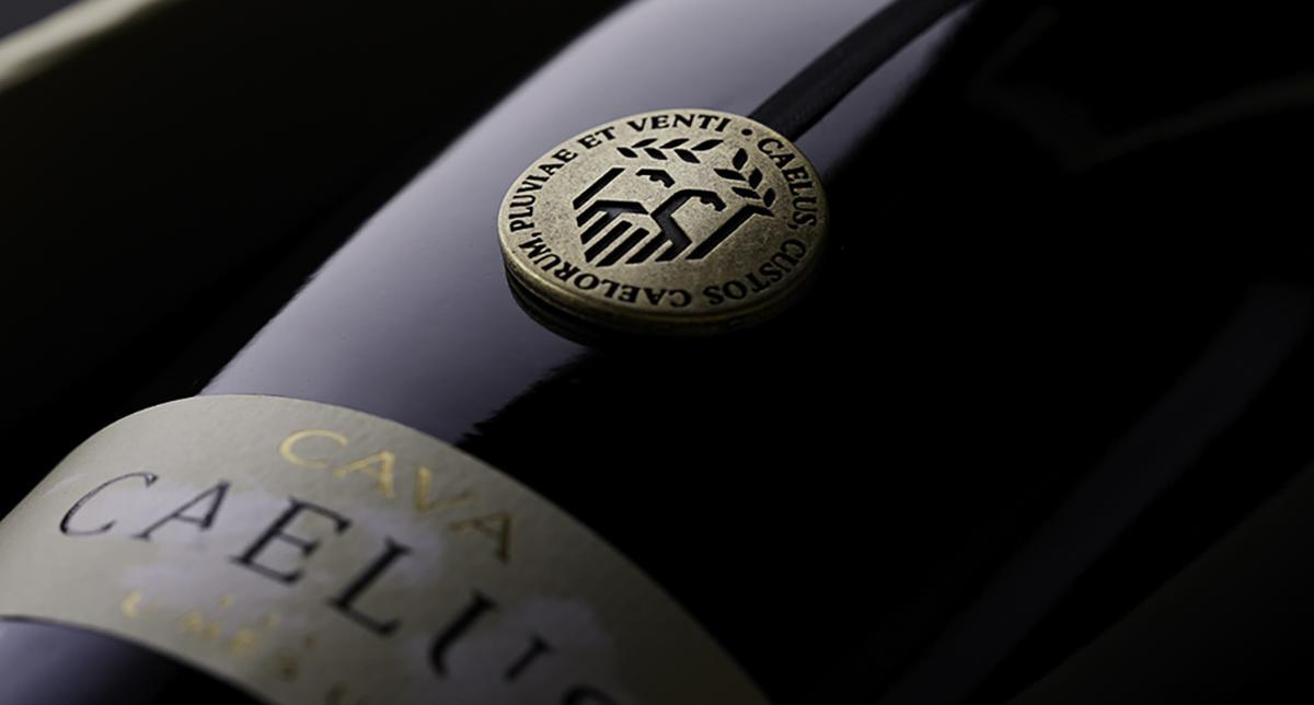 Caelus ha sido cuidadosamente elaborado como Blanc de Noirs