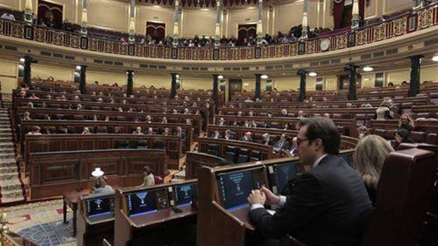 Izquierda Plural, CiU, Amaiur, ERC y BNG reclaman en el Congreso respeto al &quot;derecho a decidir&quot;