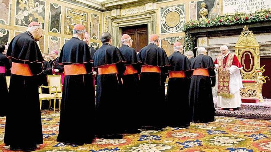 El Papa bendijo ayer a los cardenales con motivo de la Navidad