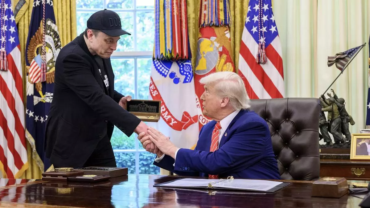 Un destructivo divorcio: Trump amenaza los negocios de Musk, pero el empresario tiene sus cartas